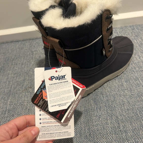NEW Pajar Kids winter boots